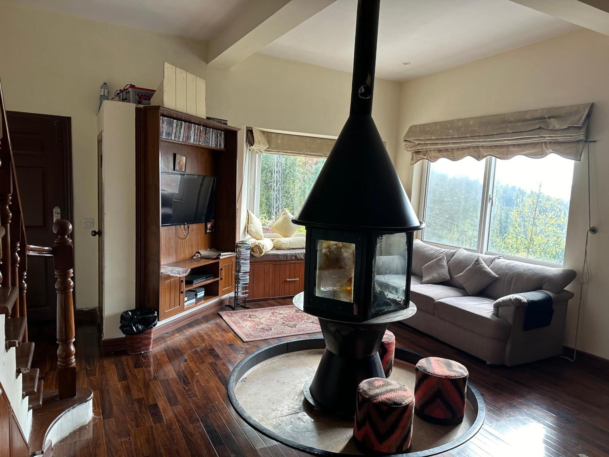 Sarah'S Lodge Murree Esterno foto