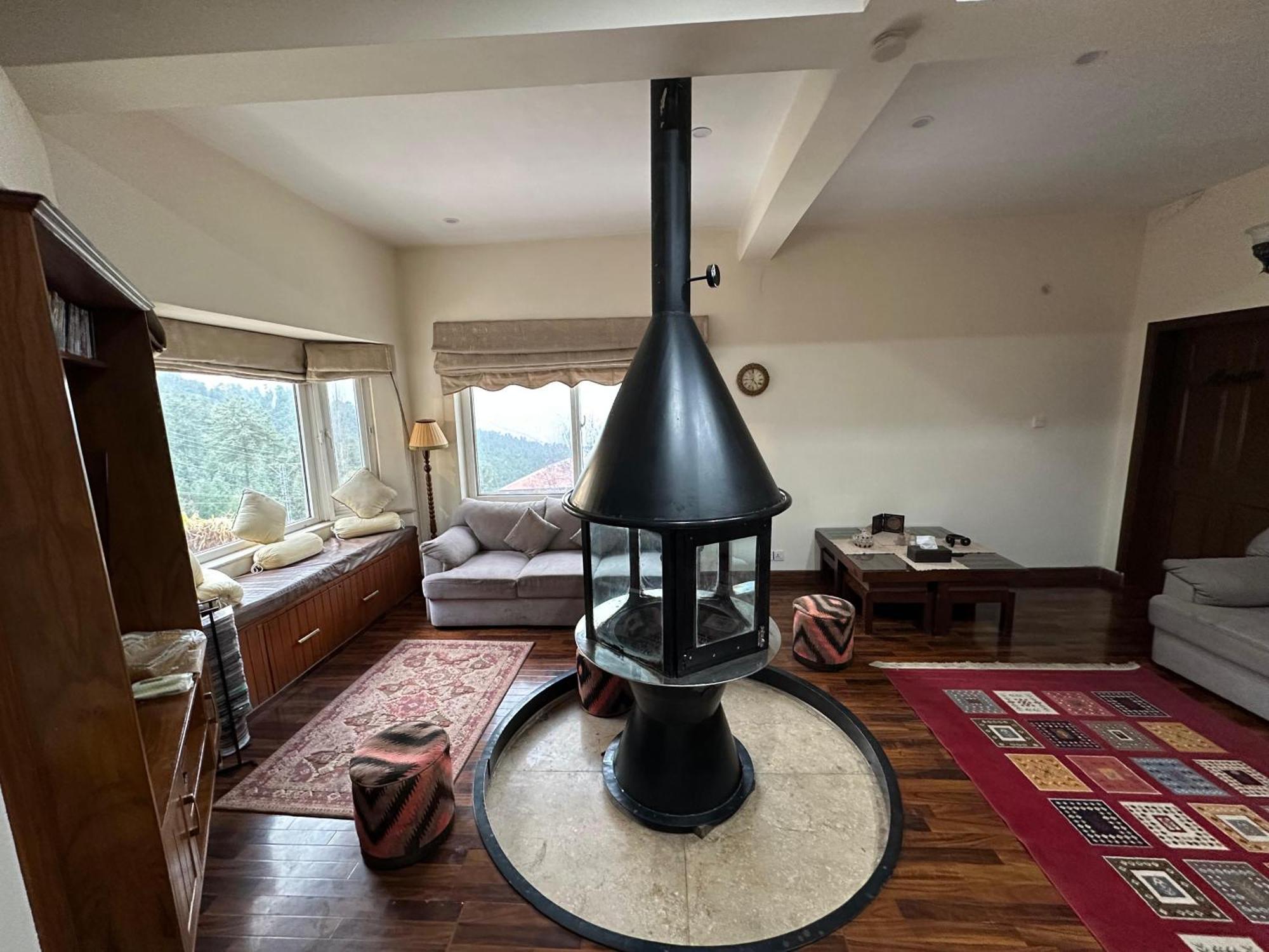 Sarah'S Lodge Murree Esterno foto