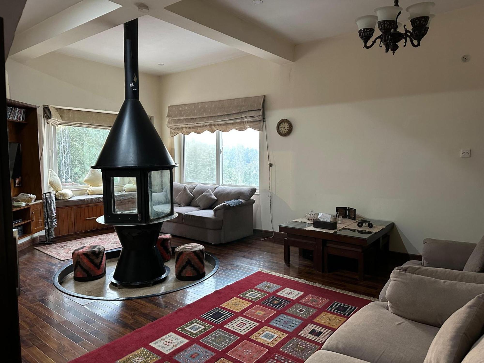 Sarah'S Lodge Murree Esterno foto